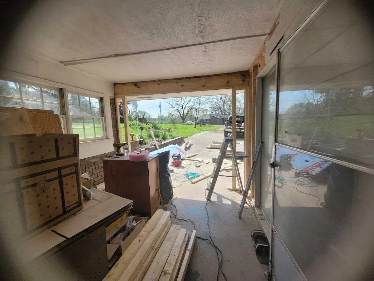 Air movers and dehumidifier for Water Mitigation Services in Smyrna